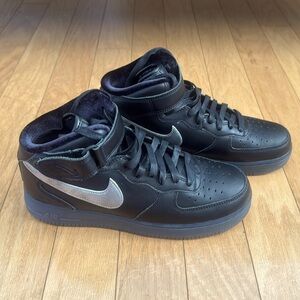 Nike Air Force 1 mid ‘07 mens 8/womens 9.5